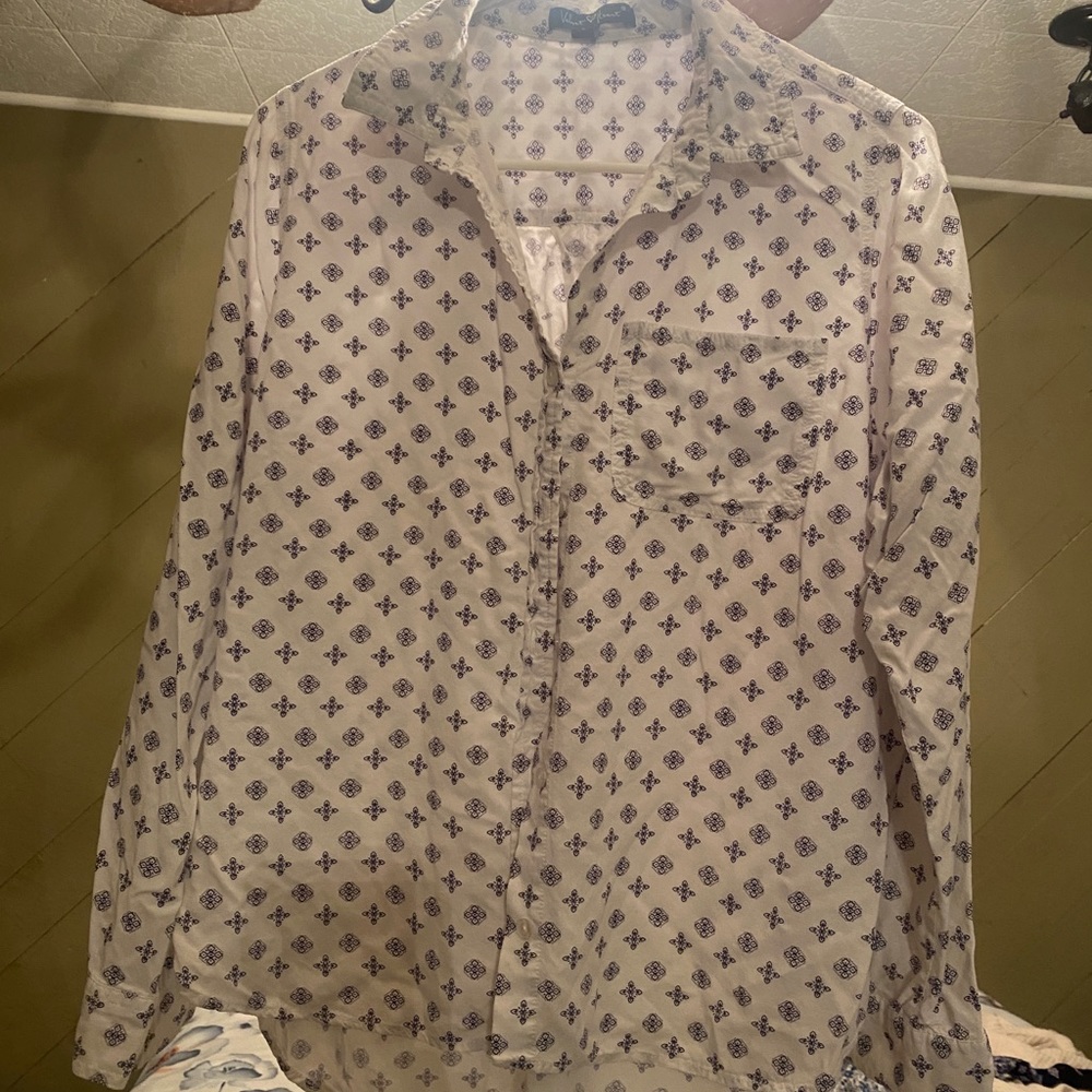 Button down shirt - Picture 7 of 7